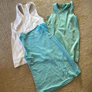 Zyia tank top bundle